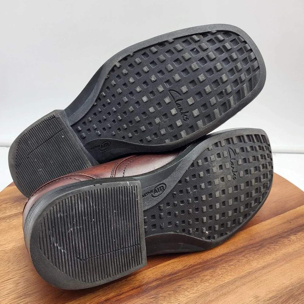 Clarks oxford shoes